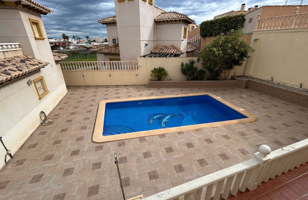 Reventa - Apartamento / piso -
Orihuela - Los Dolses