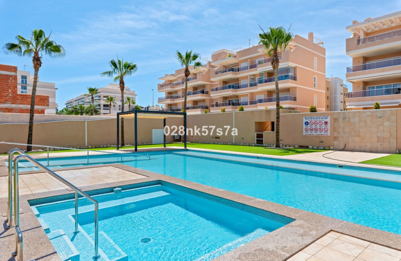 Reventa - Apartamento / piso -
Orihuela - Los Dolses