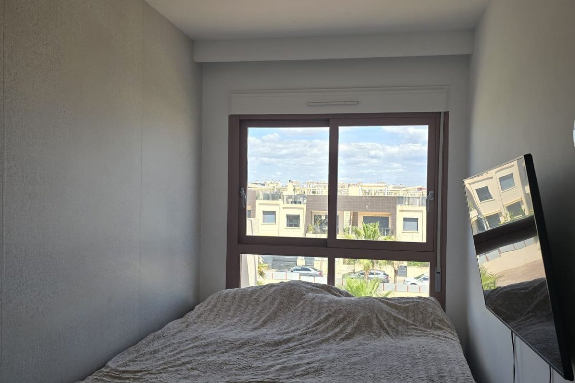 Reventa - Apartamento / piso -
Orihuela - Mil Palmeras