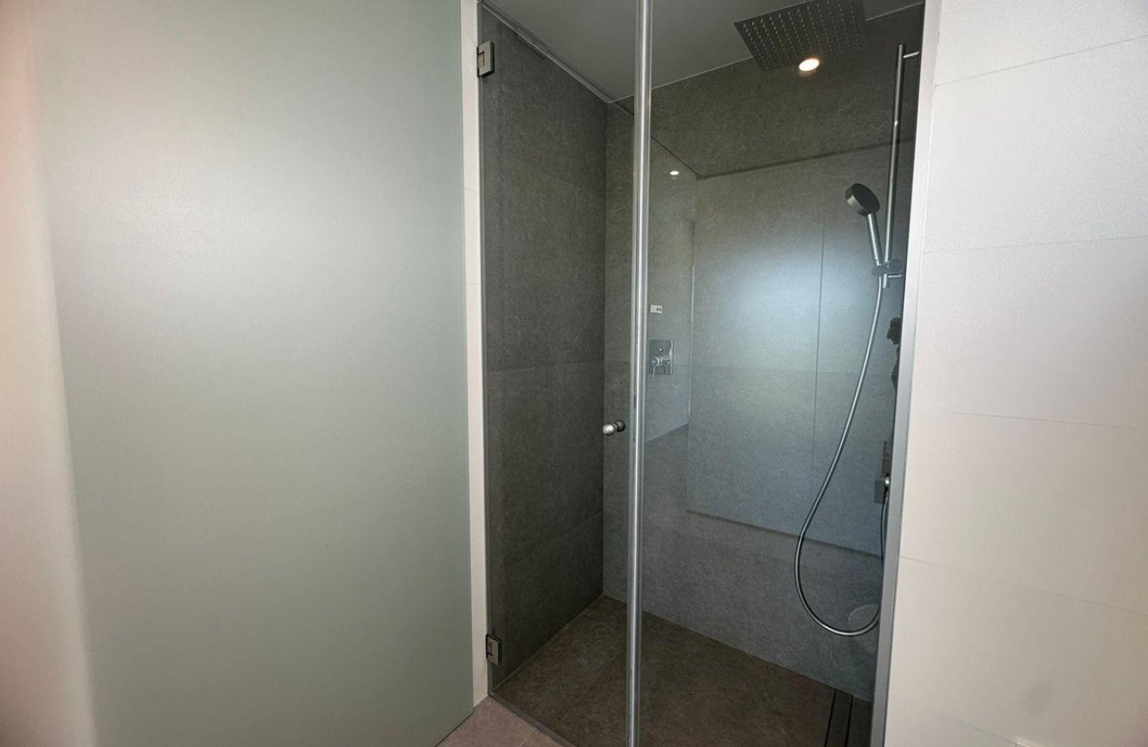 Reventa - Apartamento / piso -
Orihuela - Orihuela Centro