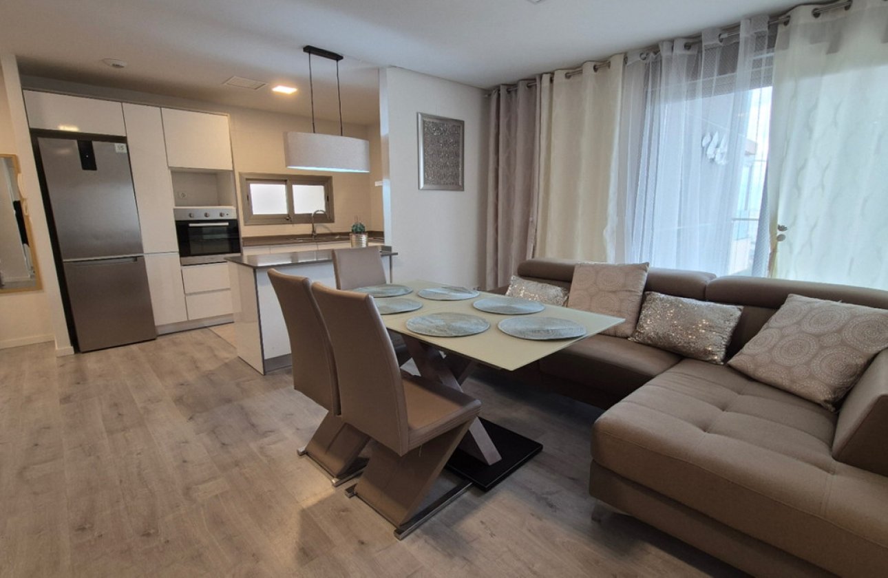 Reventa - Apartamento / piso -
Orihuela - Orihuela Centro