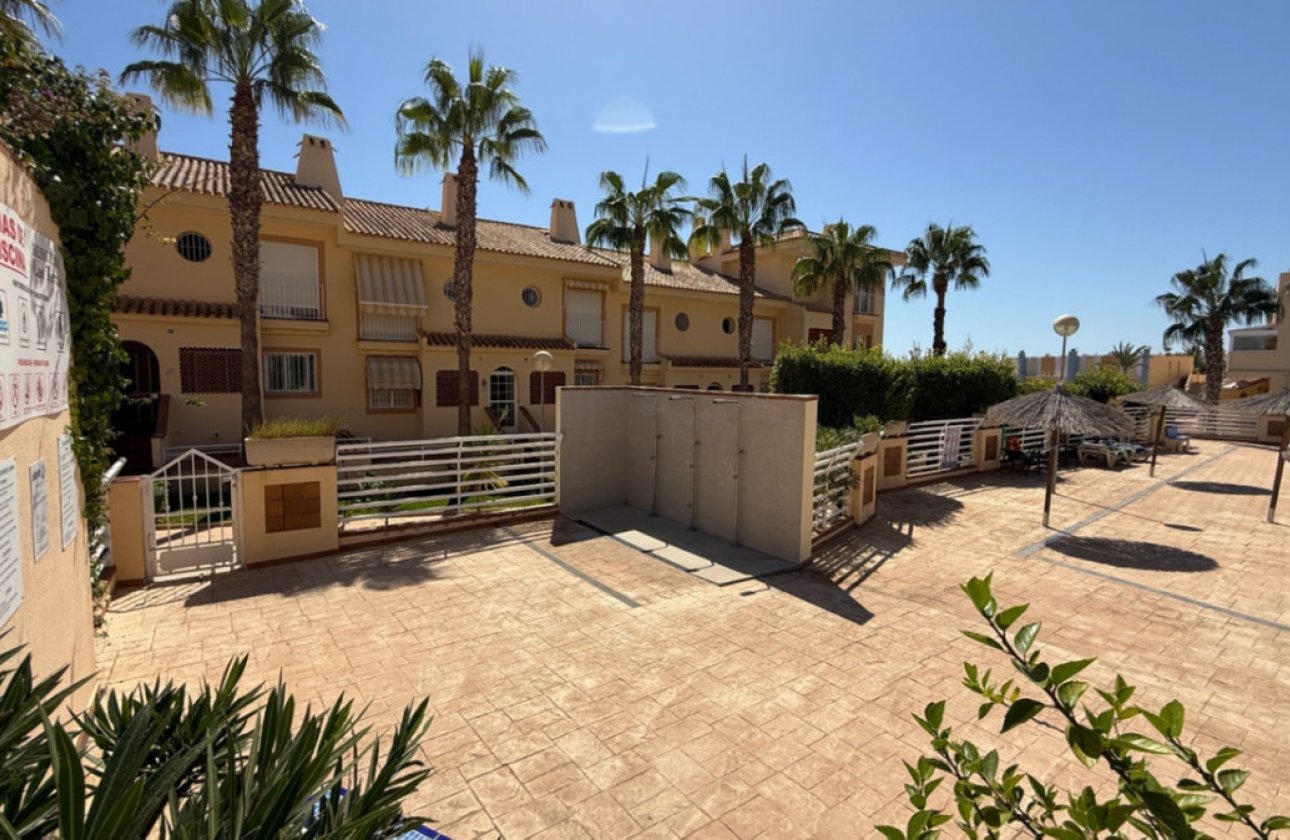 Reventa - Apartamento / piso -
Orihuela - Orihuela Centro