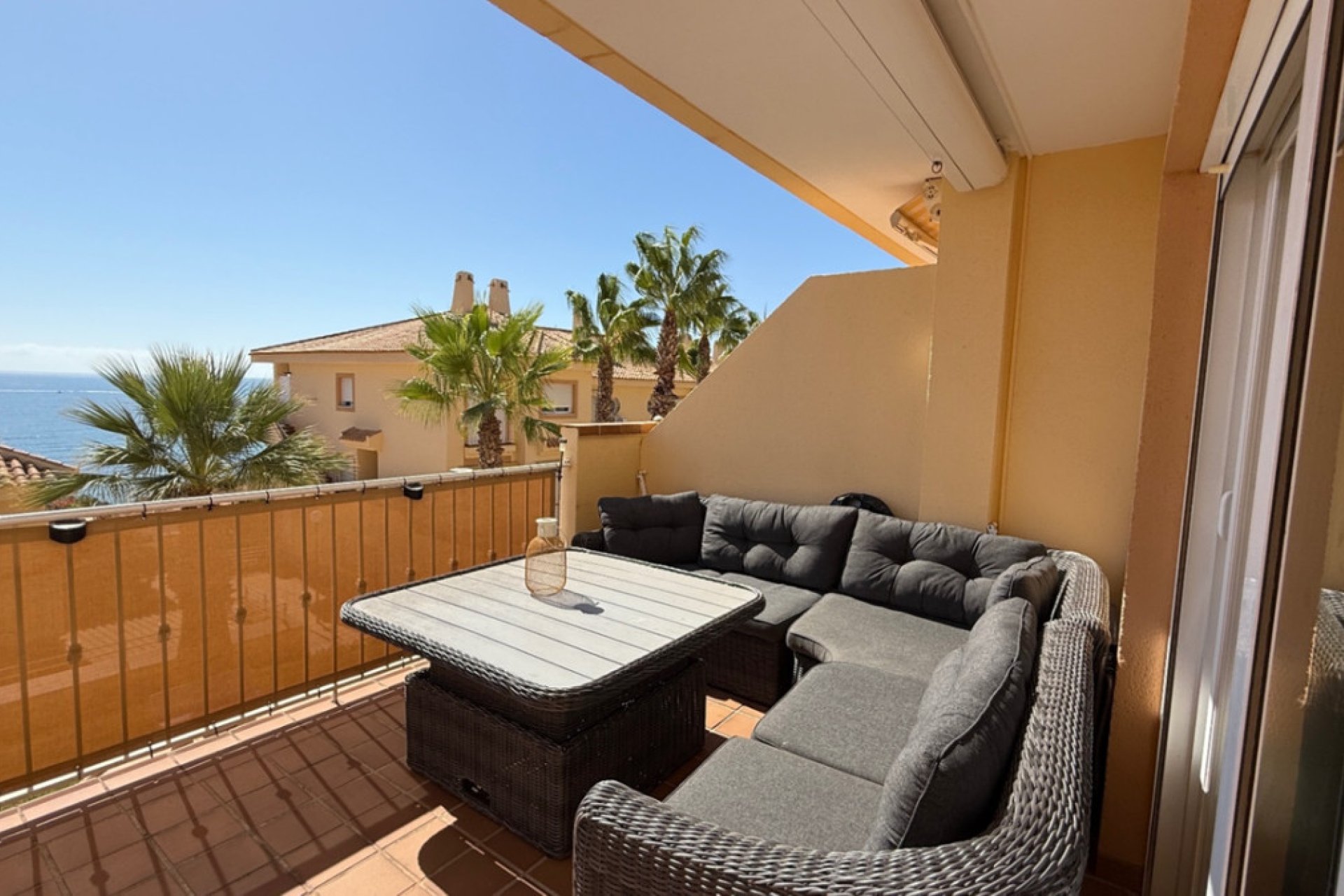 Reventa - Apartamento / piso -
Orihuela - Orihuela Centro