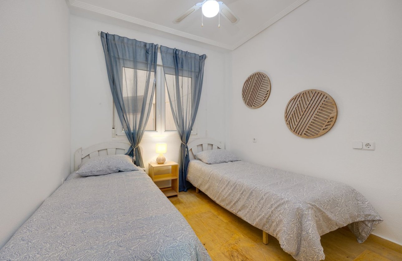 Reventa - Apartamento / piso -
Orihuela - Orihuela Costa