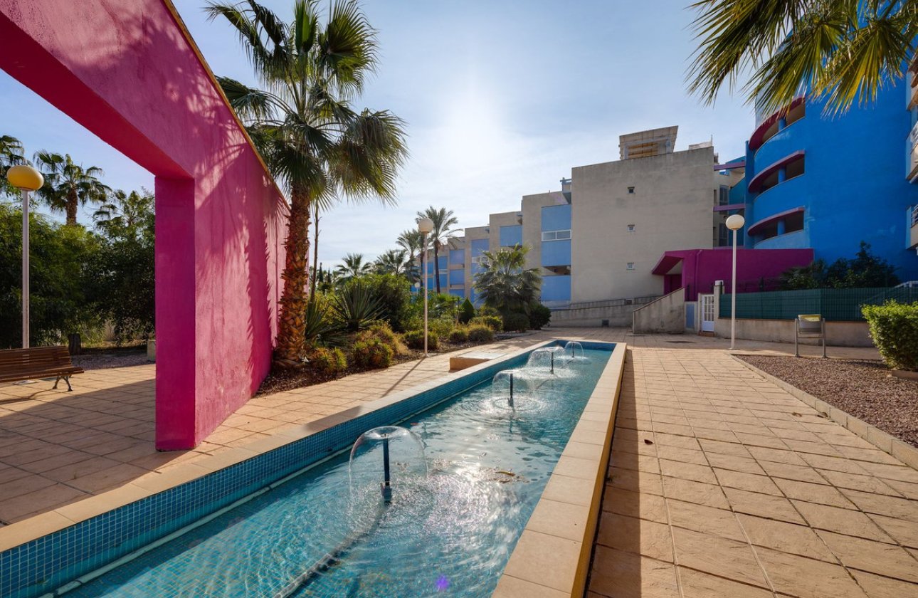 Reventa - Apartamento / piso -
Orihuela - Orihuela Costa