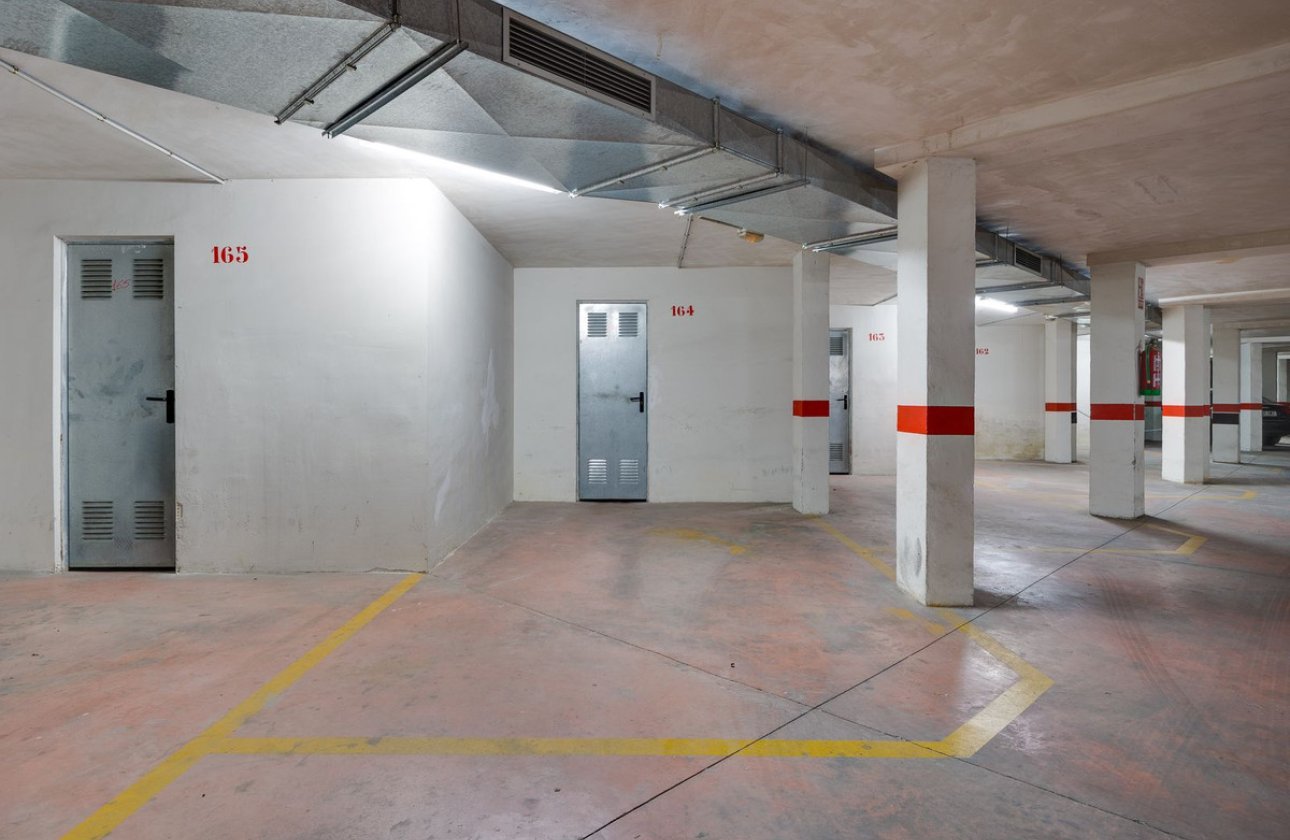 Reventa - Apartamento / piso -
Orihuela - Orihuela Costa