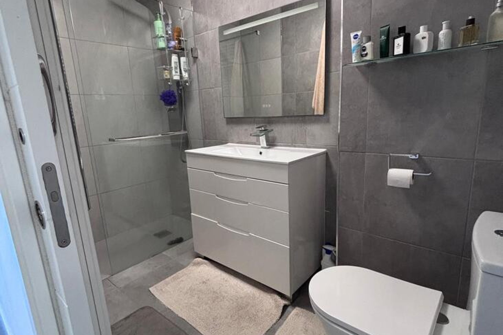 Reventa - Apartamento / piso -
Orihuela - Orihuela Costa