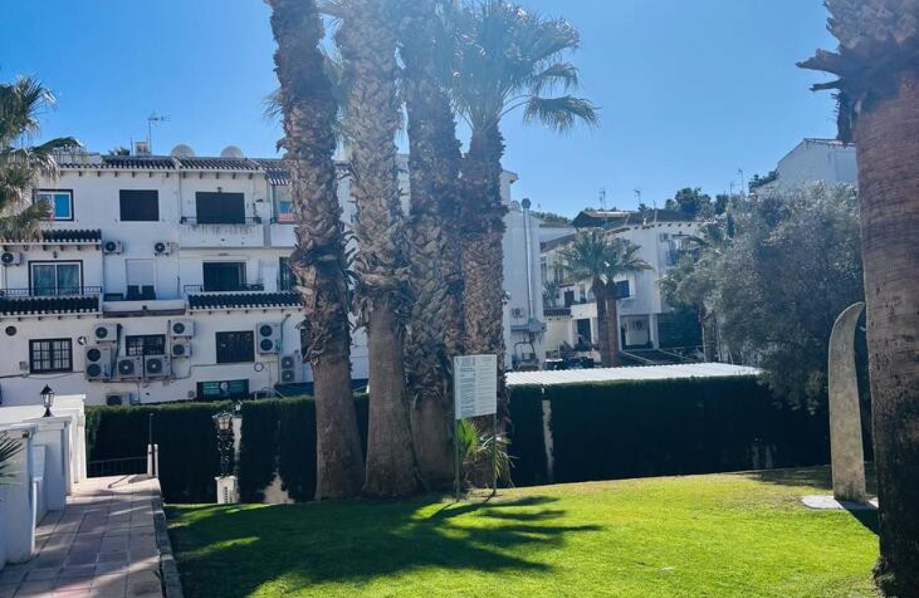 Reventa - Apartamento / piso -
Orihuela - Orihuela Costa