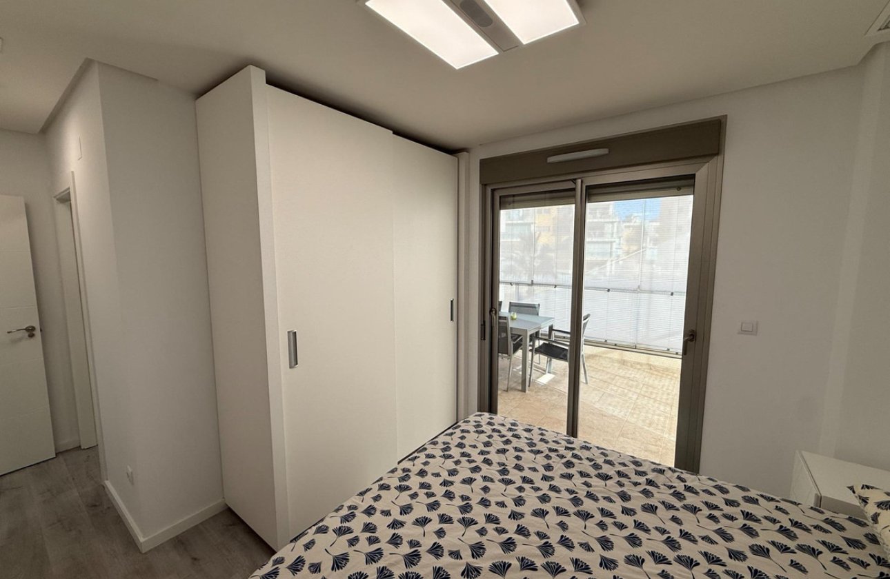 Reventa - Apartamento / piso -
Orihuela - Orihuela Costa