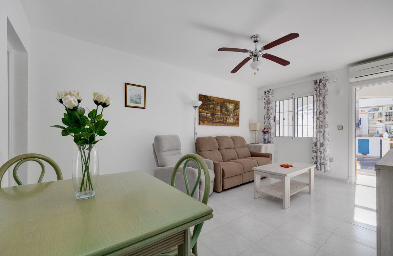 Reventa - Apartamento / piso -
Orihuela - Orihuela Costa