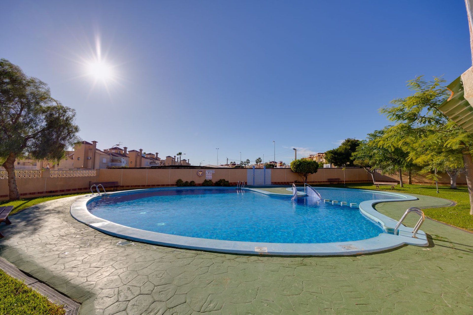 Reventa - Apartamento / piso -
Orihuela - Orihuela Costa