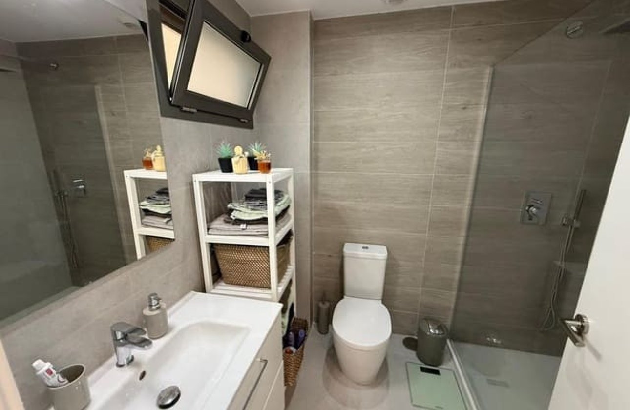 Reventa - Apartamento / piso -
Orihuela - Orihuela Costa