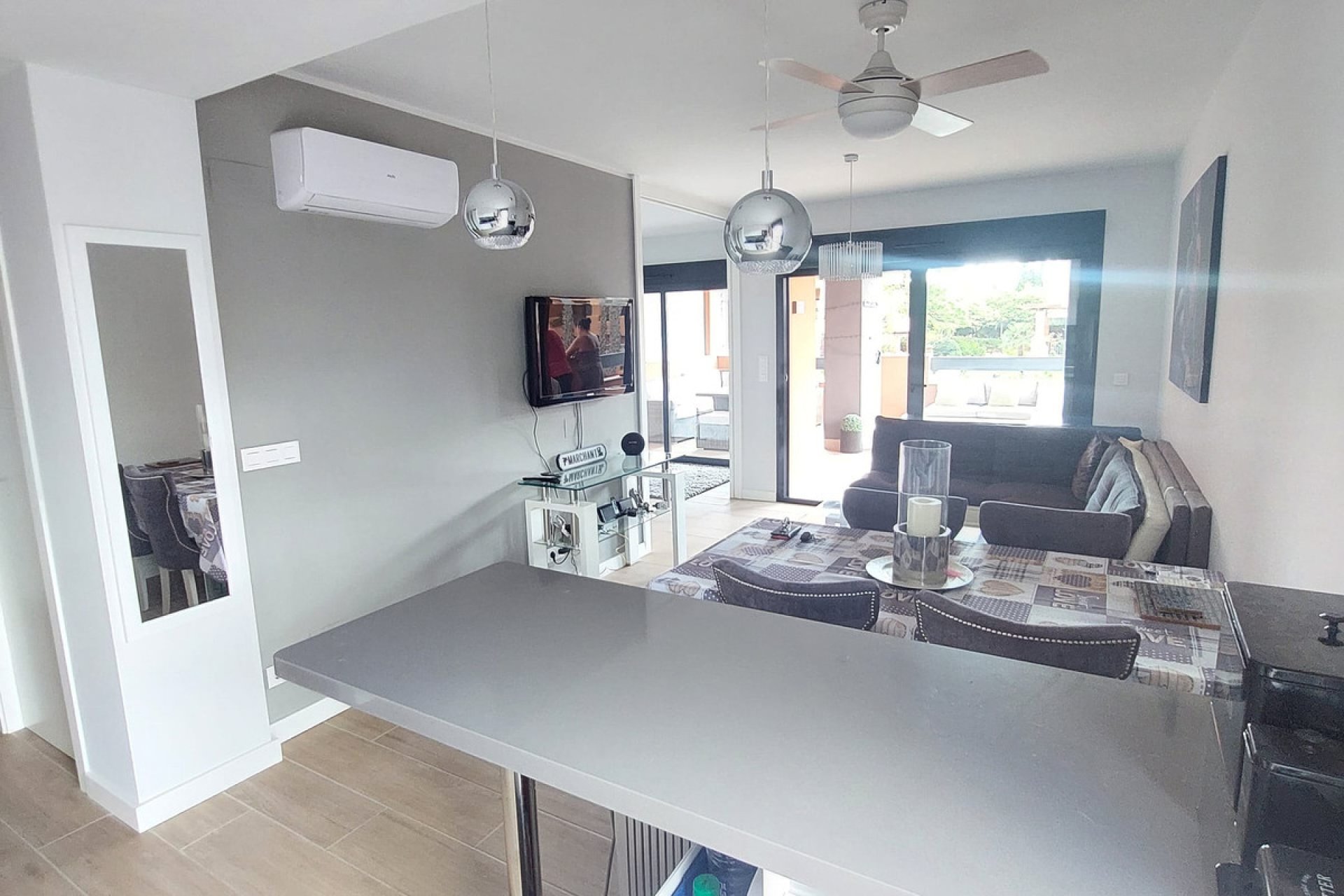 Reventa - Apartamento / piso -
Orihuela - Orihuela Costa