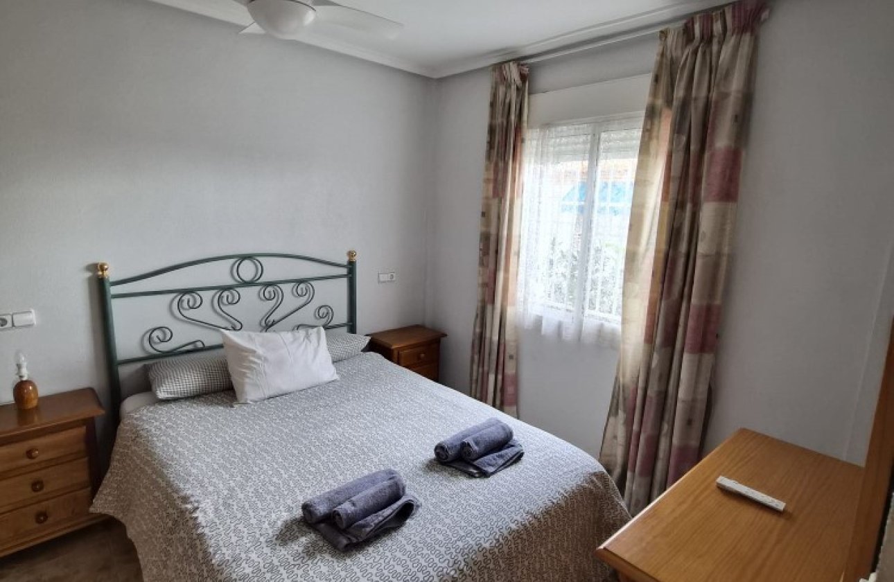 Reventa - Apartamento / piso -
Orihuela - Playa Flamenca