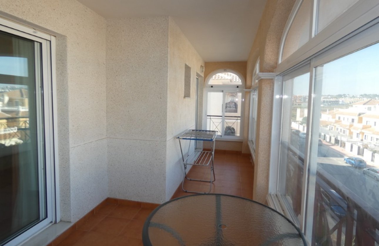 Reventa - Apartamento / piso -
Orihuela - Playa Flamenca