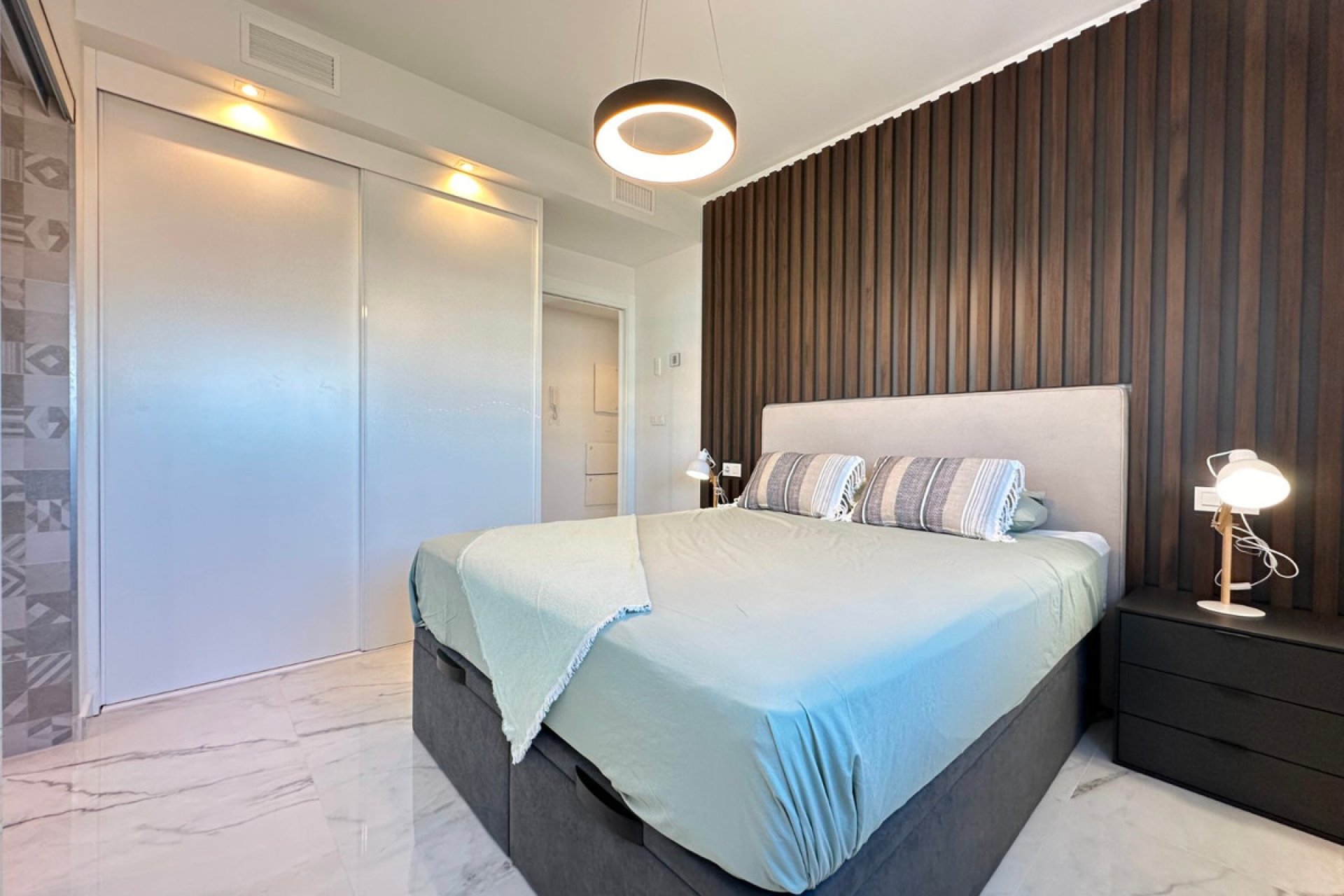 Reventa - Apartamento / piso -
Orihuela - Playa Flamenca