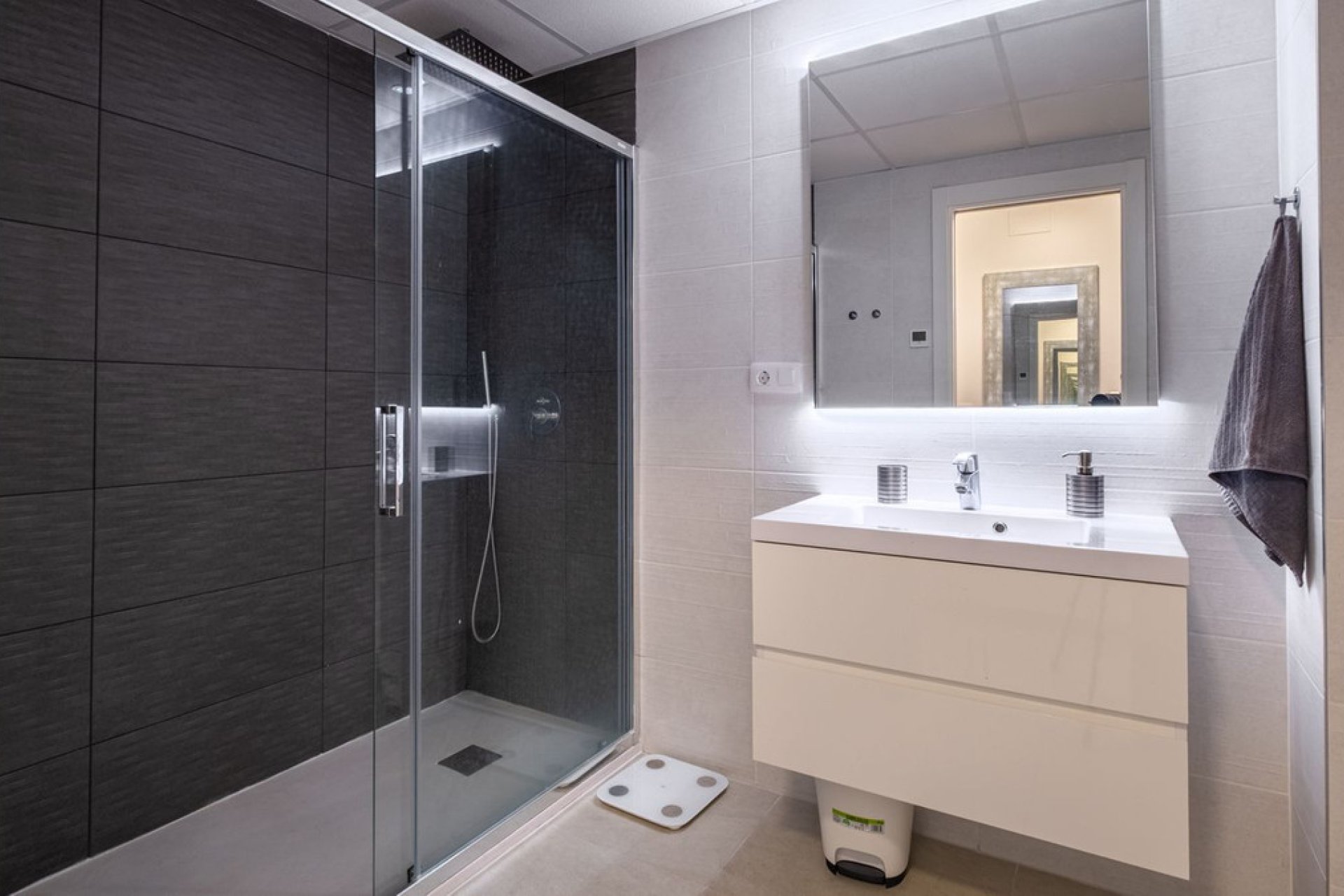 Reventa - Apartamento / piso -
Orihuela - Playa Flamenca