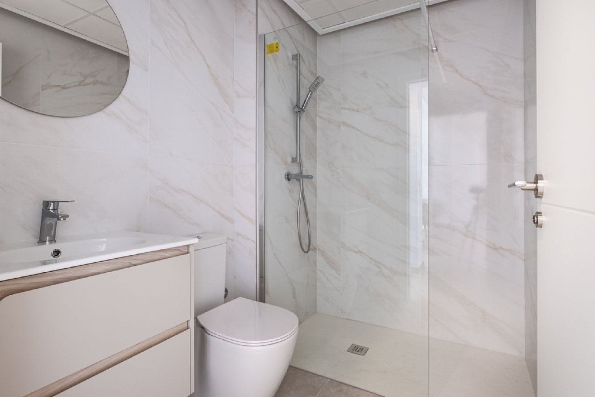 Reventa - Apartamento / piso -
Orihuela - Playa Flamenca