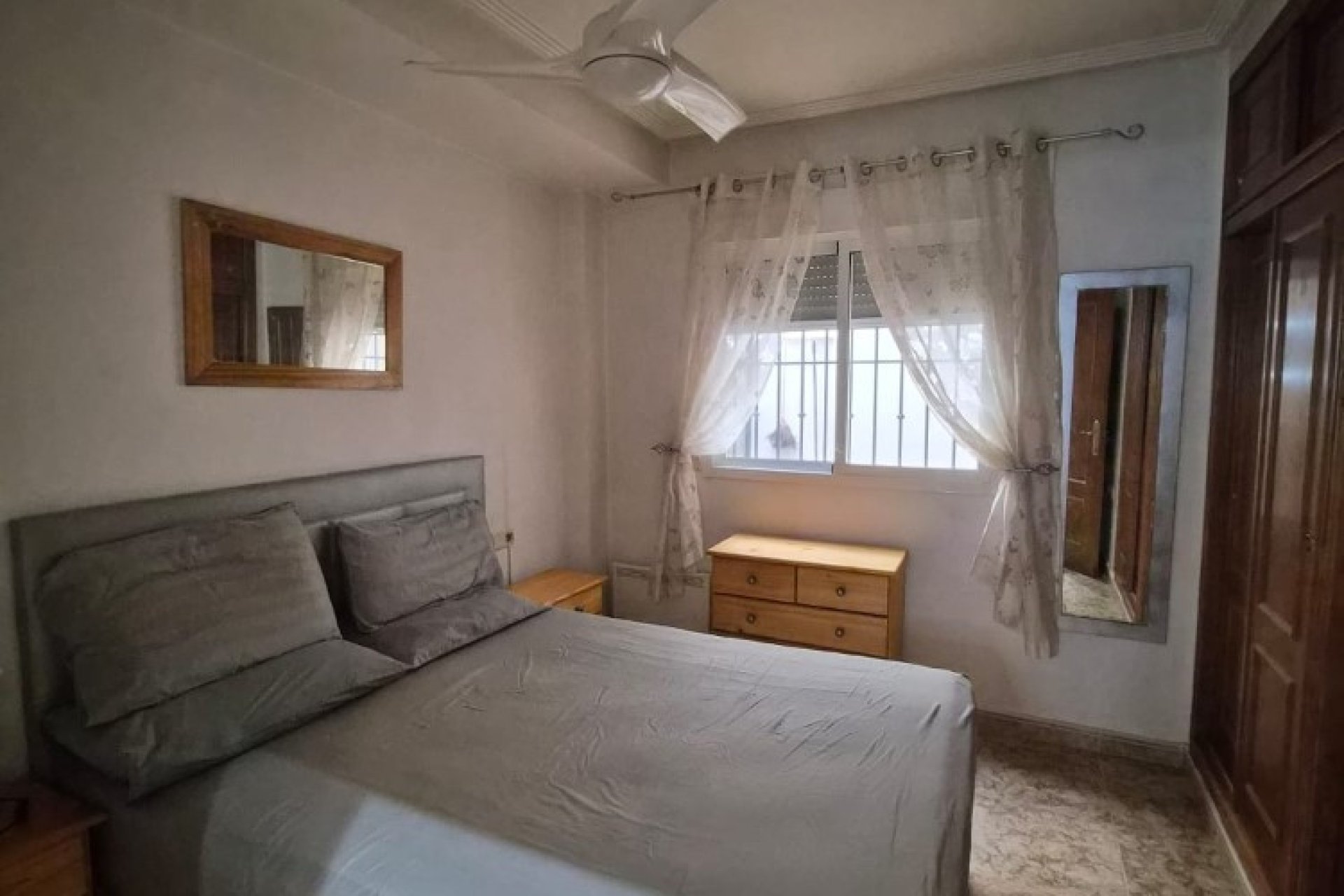 Reventa - Apartamento / piso -
Orihuela - Punta Prima