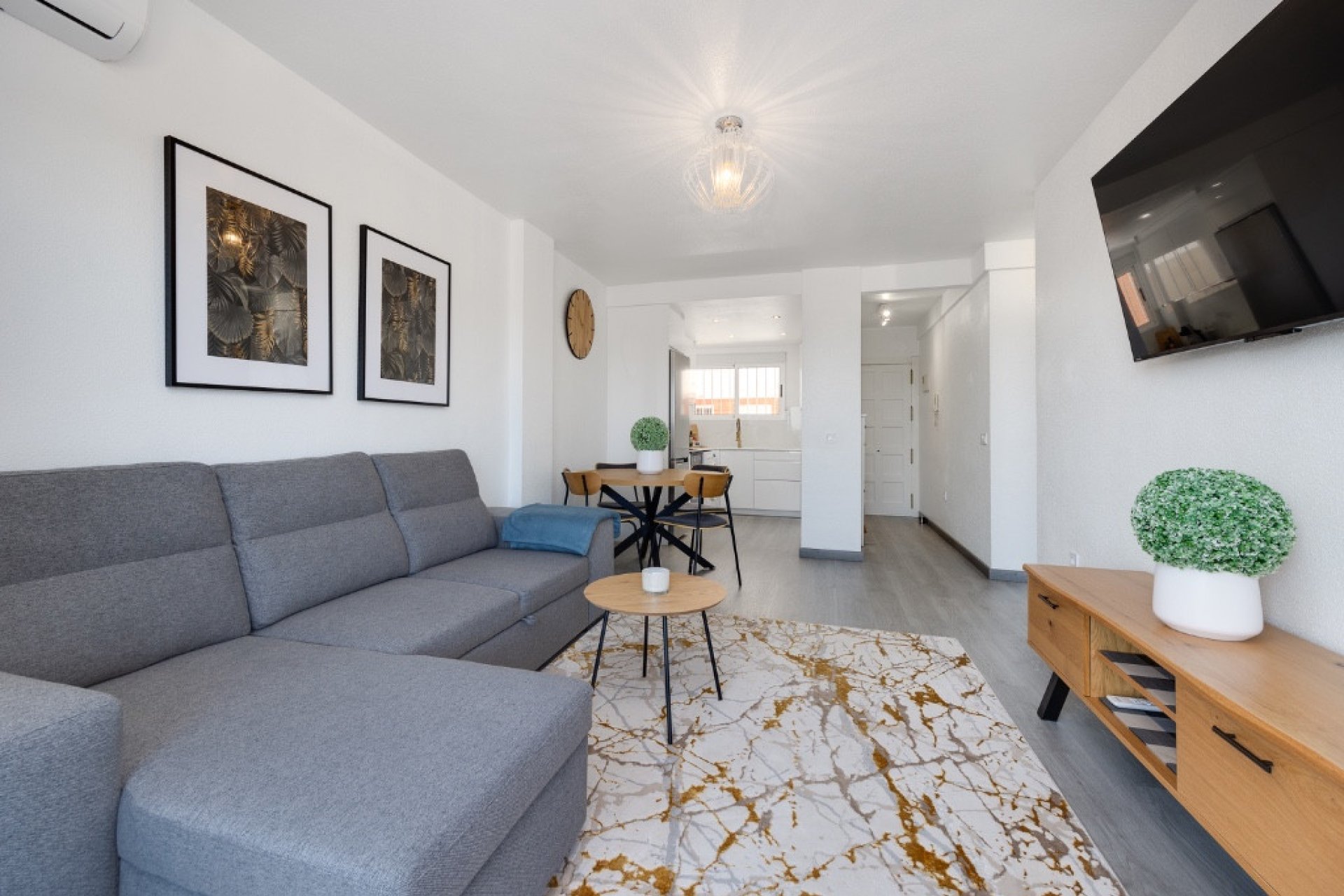 Reventa - Apartamento / piso -
Orihuela - Punta Prima