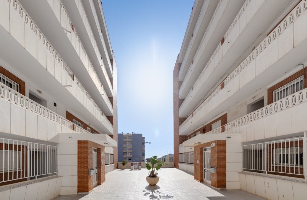 Reventa - Apartamento / piso -
Orihuela - Punta Prima