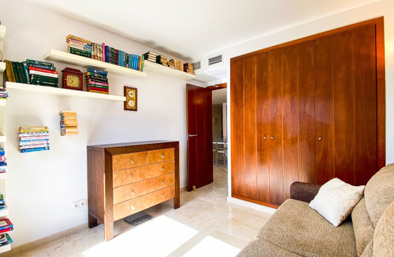 Reventa - Apartamento / piso -
Orihuela - Punta Prima