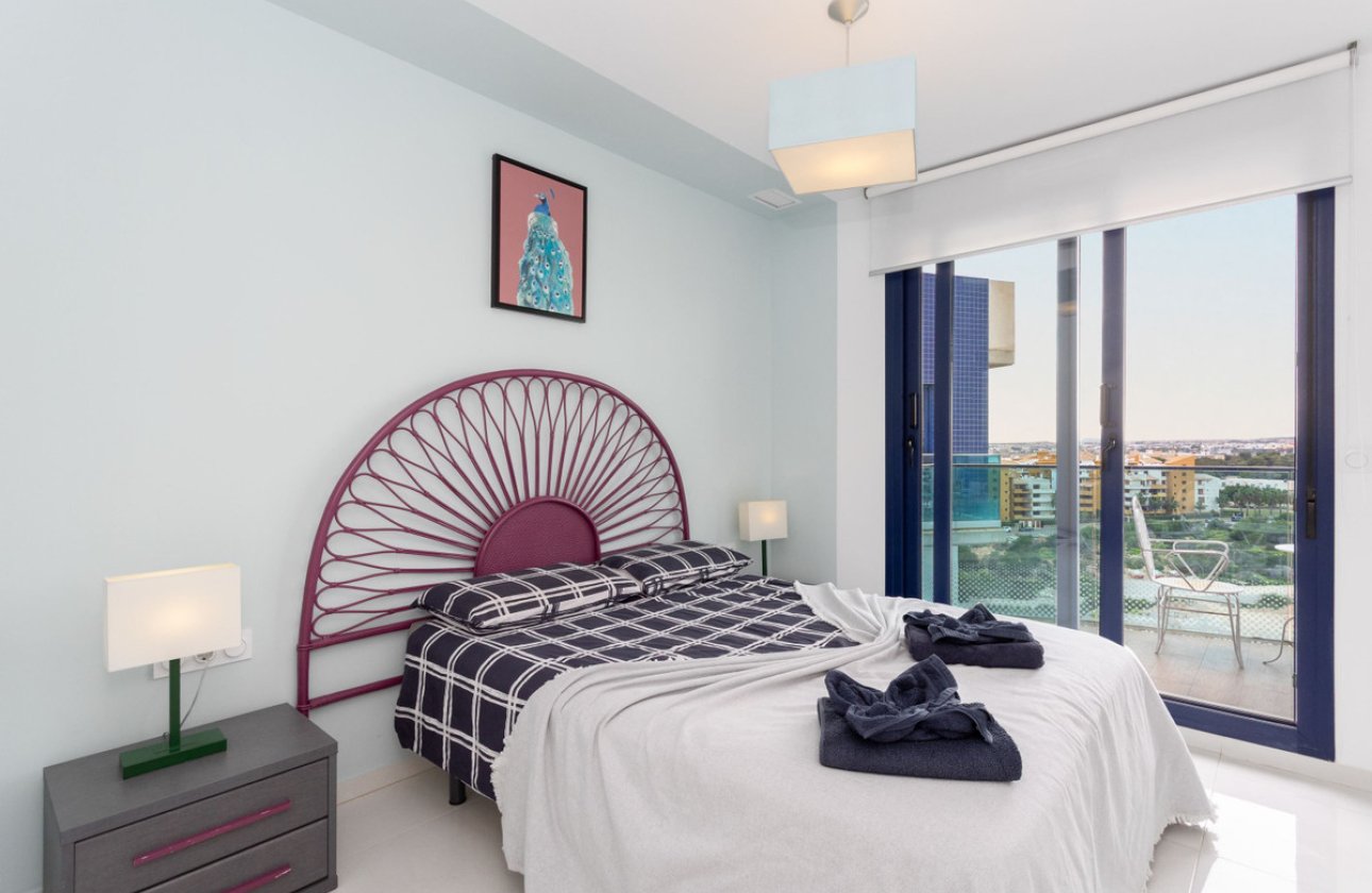 Reventa - Apartamento / piso -
Orihuela - Punta Prima