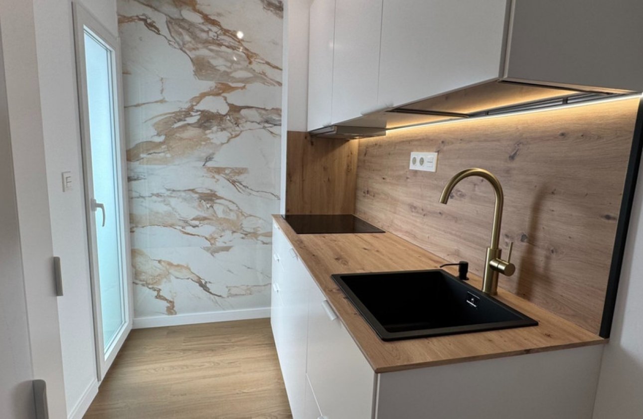 Reventa - Apartamento / piso -
Orihuela - Punta Prima