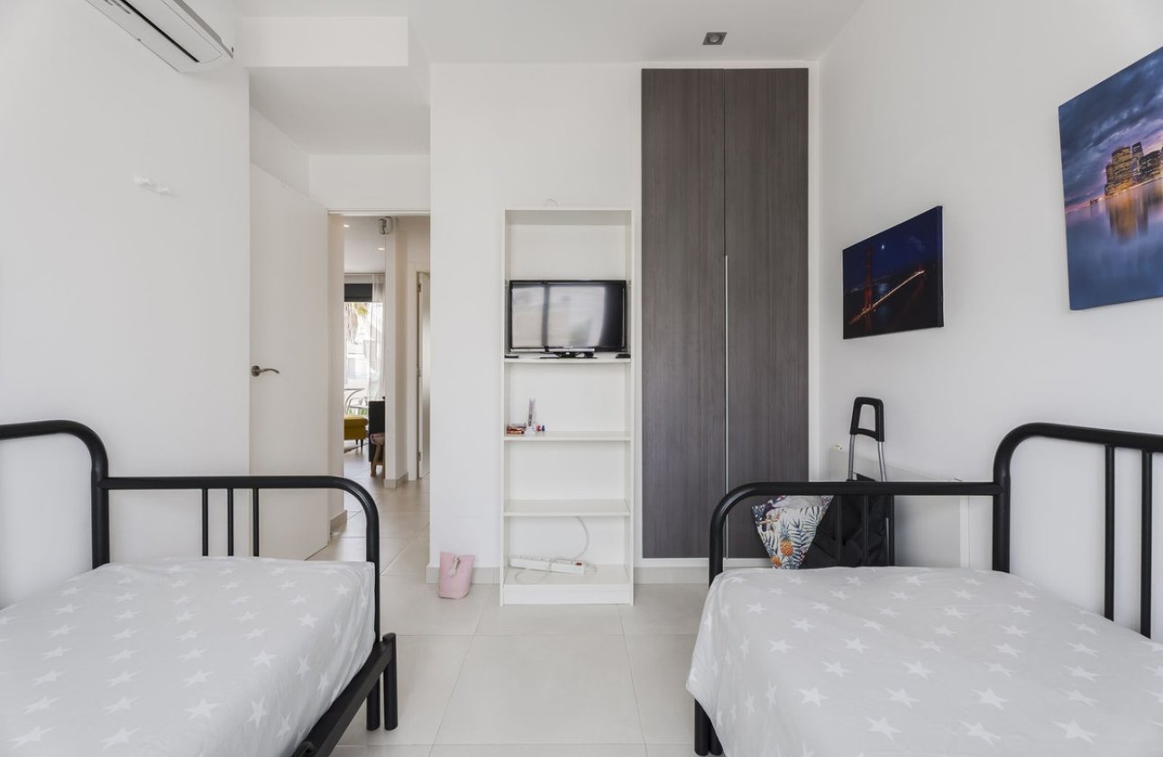 Reventa - Apartamento / piso -
Orihuela - Punta Prima