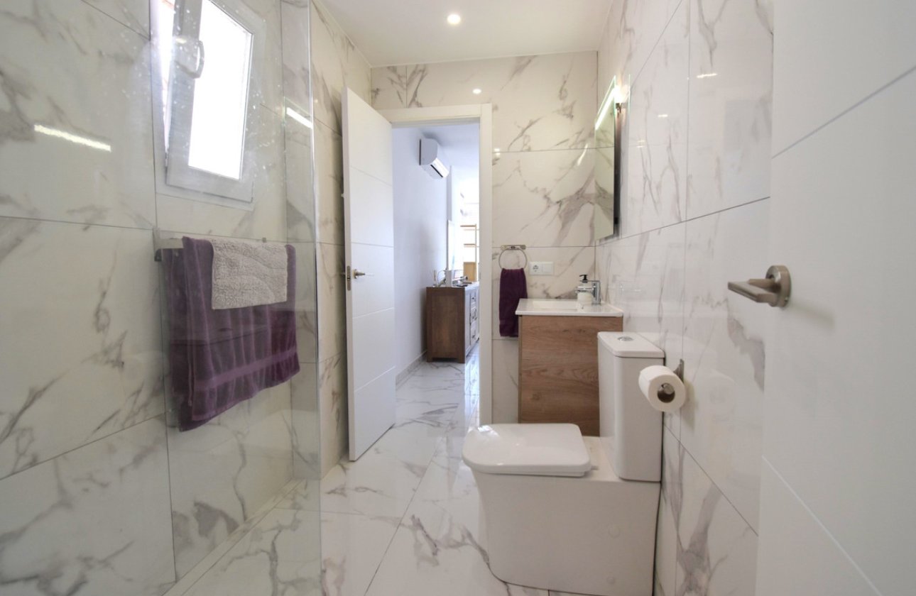 Reventa - Apartamento / piso -
Orihuela - Villamartin