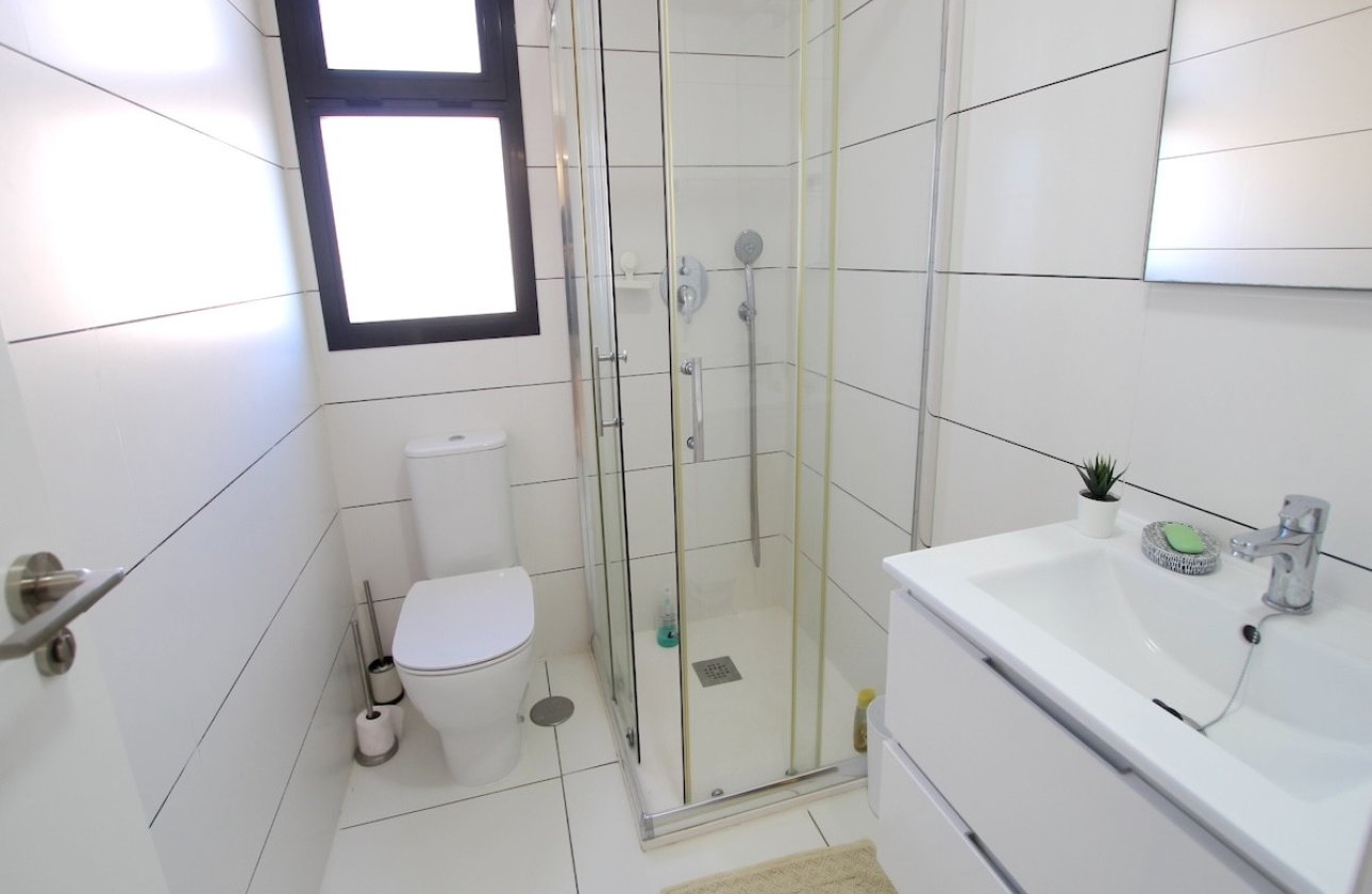 Reventa - Apartamento / piso -
Orihuela - Villamartin