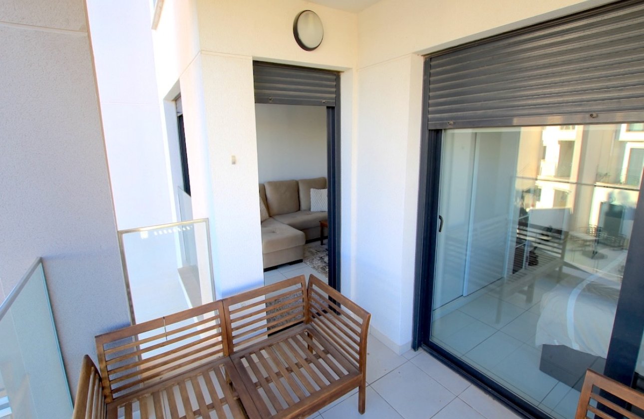 Reventa - Apartamento / piso -
Orihuela - Villamartin