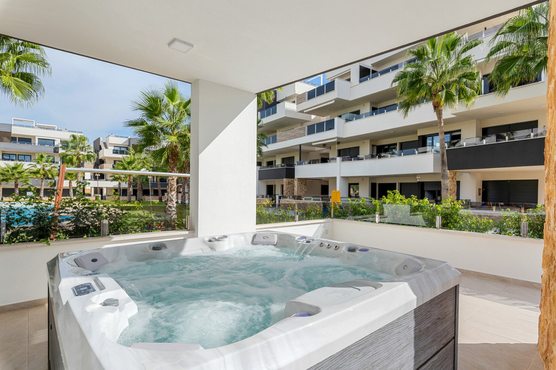 Reventa - Apartamento / piso -
Orihuela - Villamartin