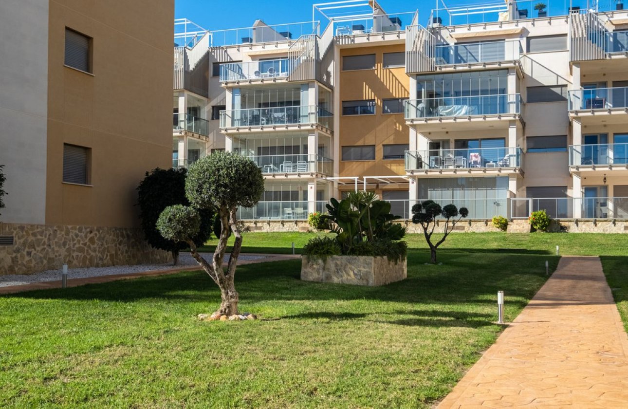 Reventa - Apartamento / piso -
Orihuela - Villamartin
