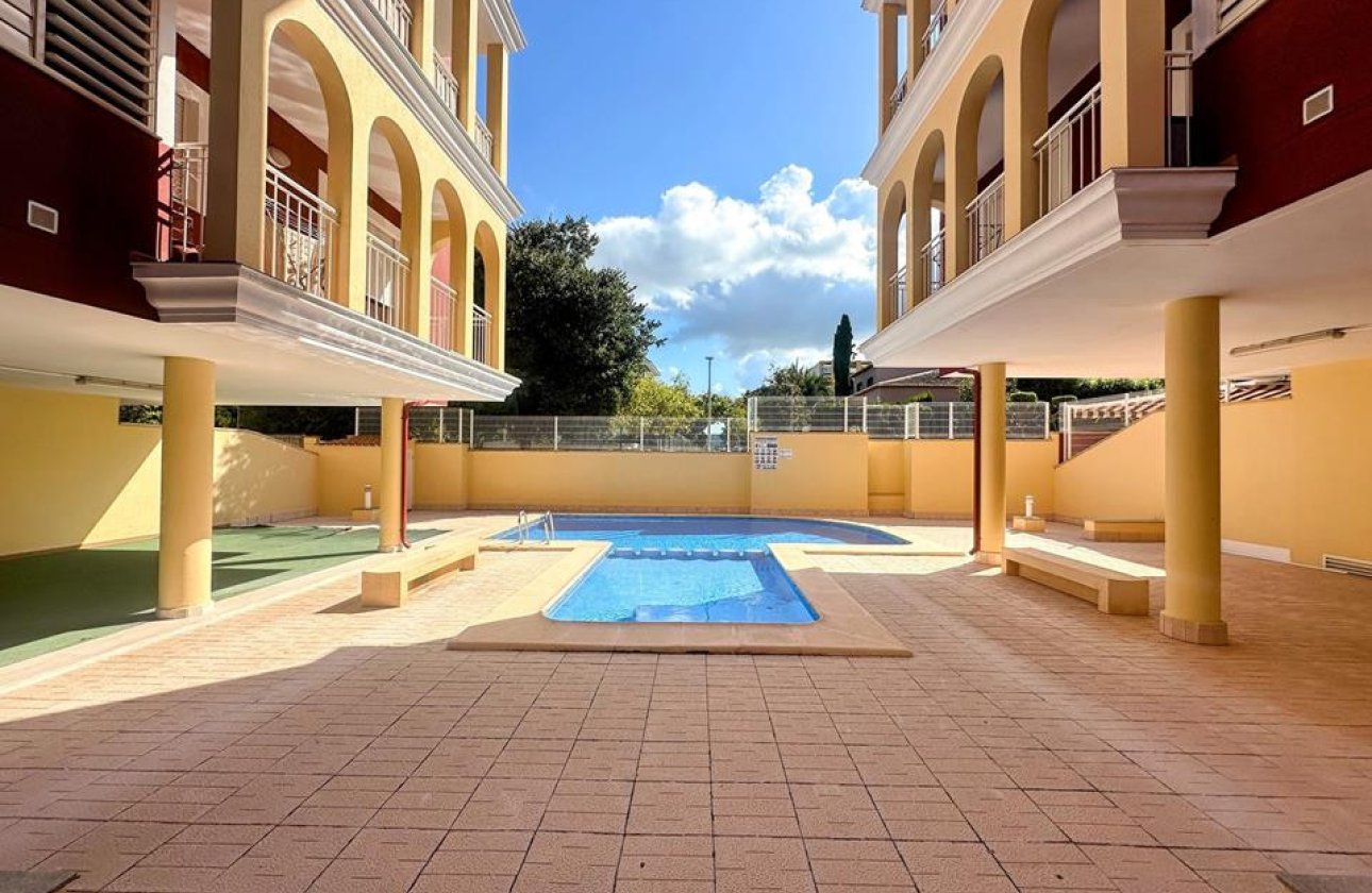 Reventa - Apartamento / piso -
Pedreguer - Pedreguer Centro