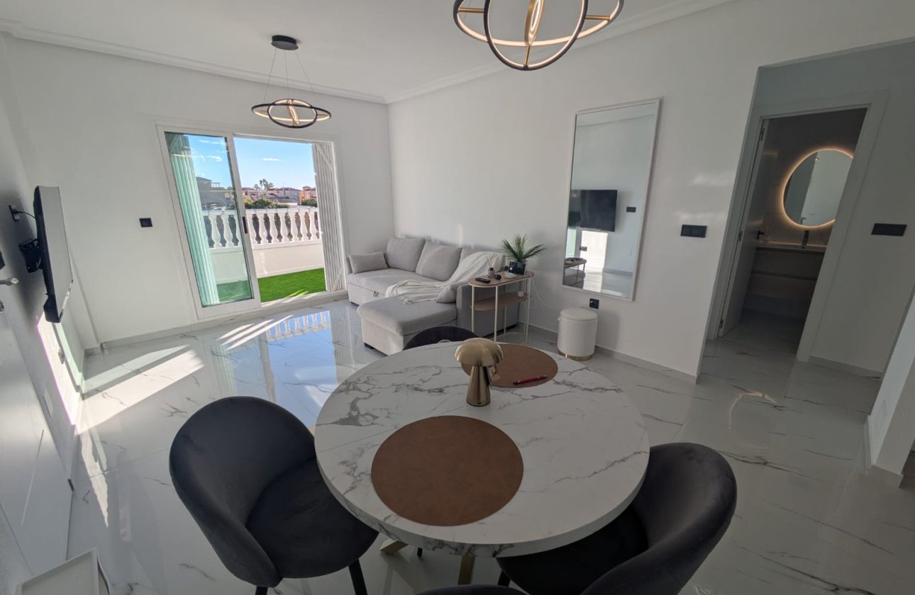 Reventa - Apartamento / piso -
Playa Flamenca