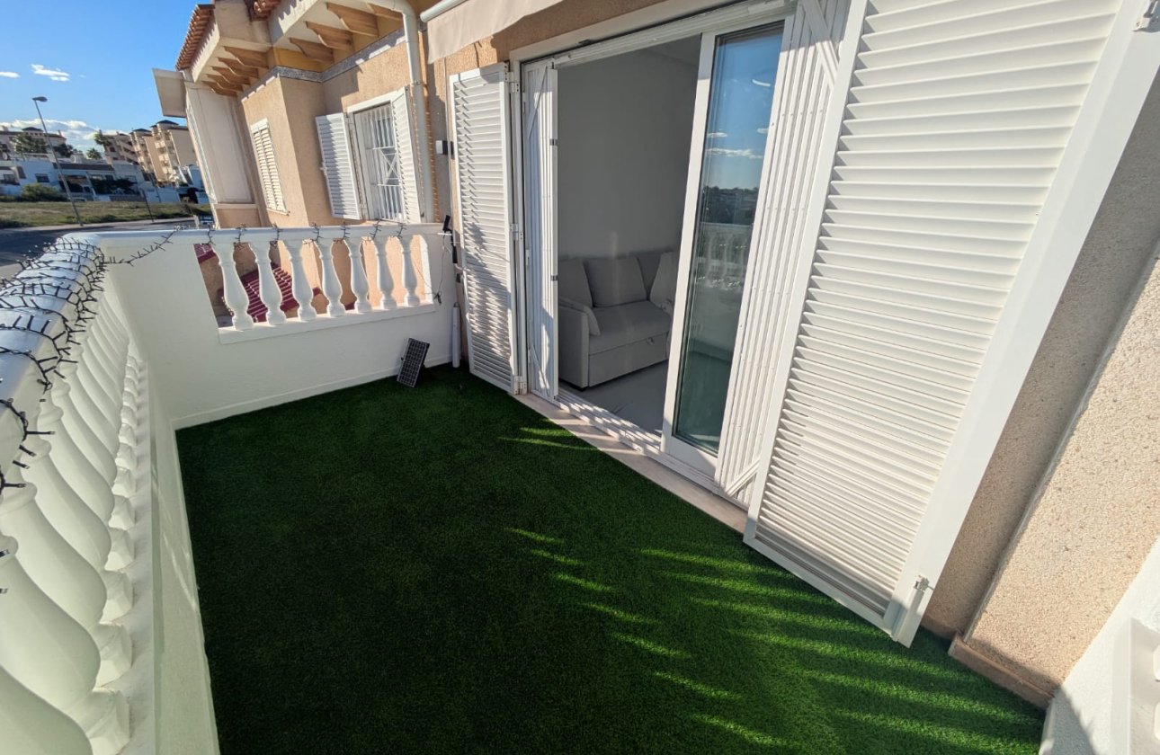 Reventa - Apartamento / piso -
Playa Flamenca