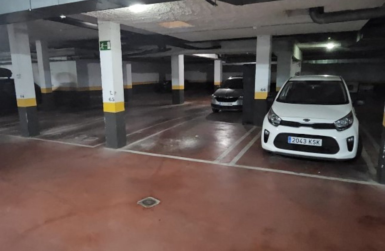 Reventa - Apartamento / piso -
Punta Prima - La Entrada