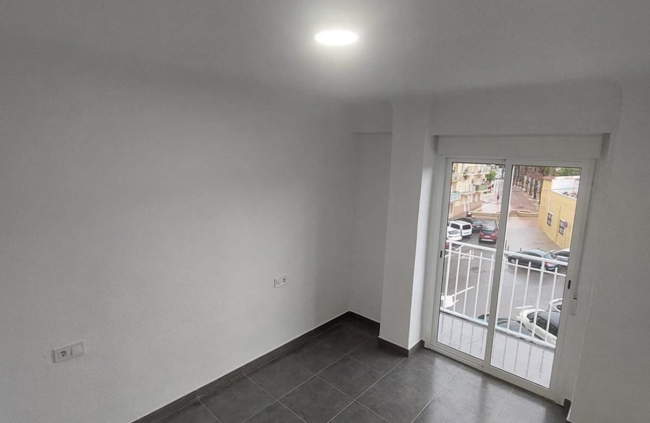 Reventa - Apartamento / piso -
Santa Pola - Santa Pola Centro