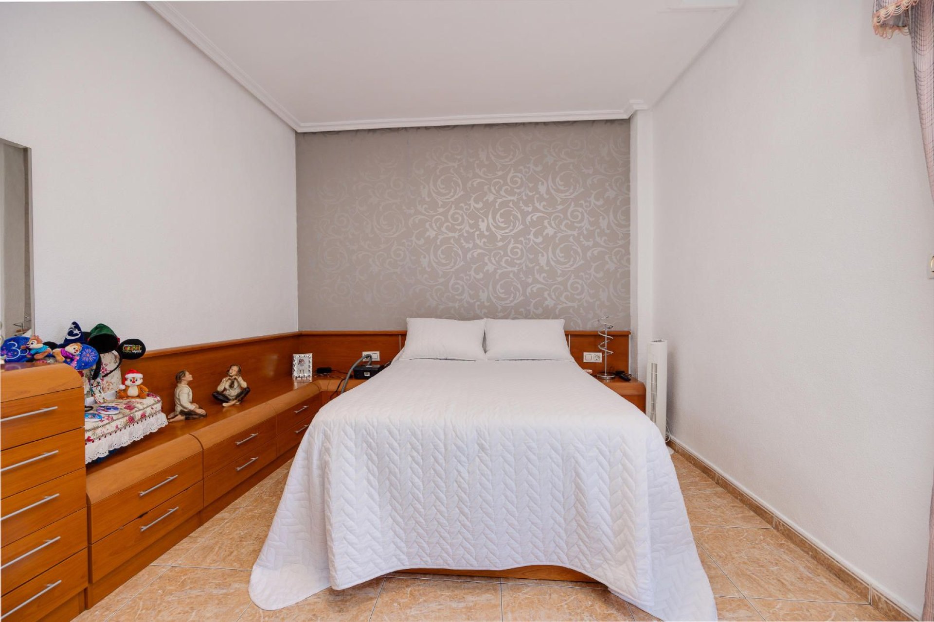 Reventa - Apartamento / piso -
Torrevieja - Centro - Muelle Pesquero