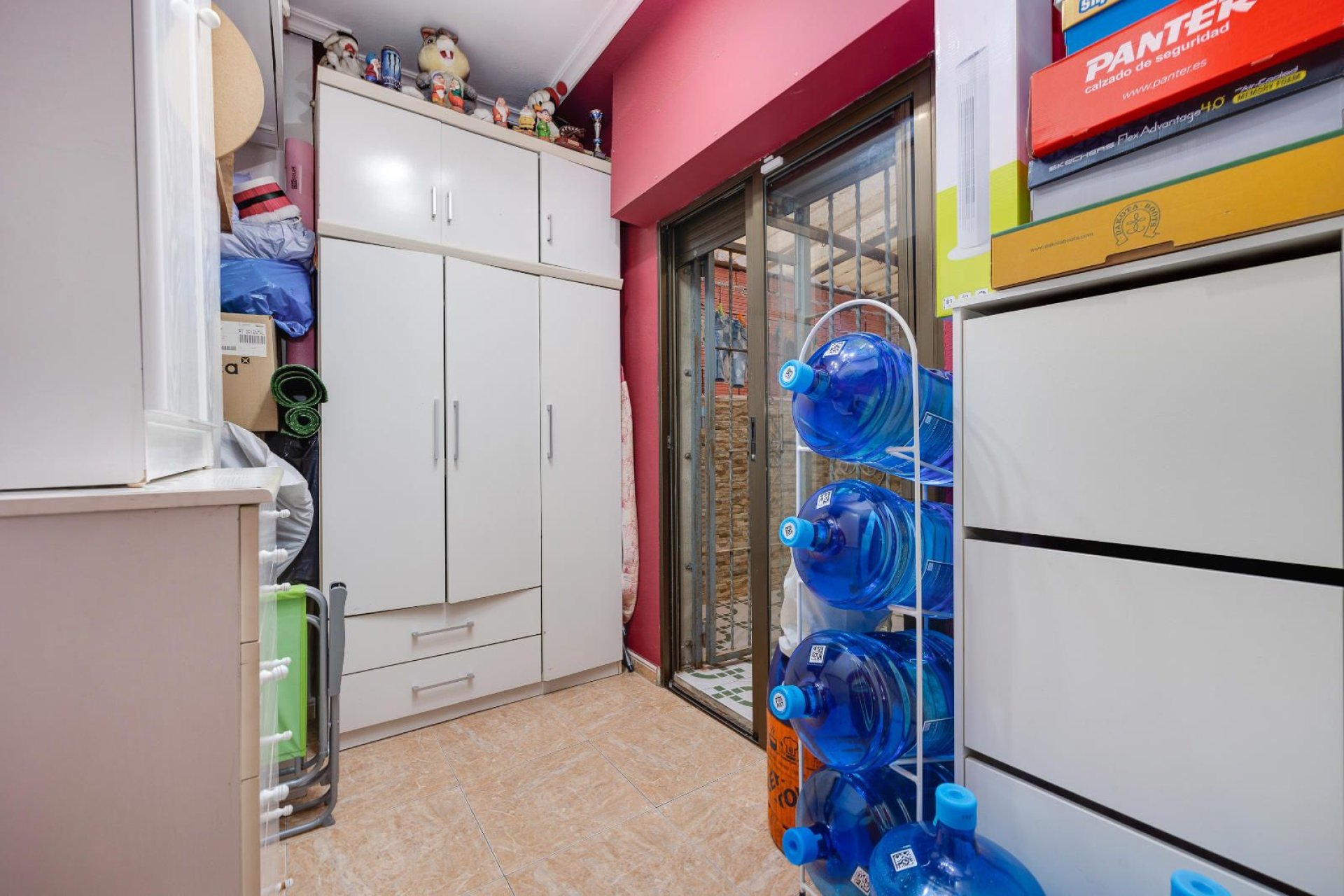 Reventa - Apartamento / piso -
Torrevieja - Centro - Muelle Pesquero