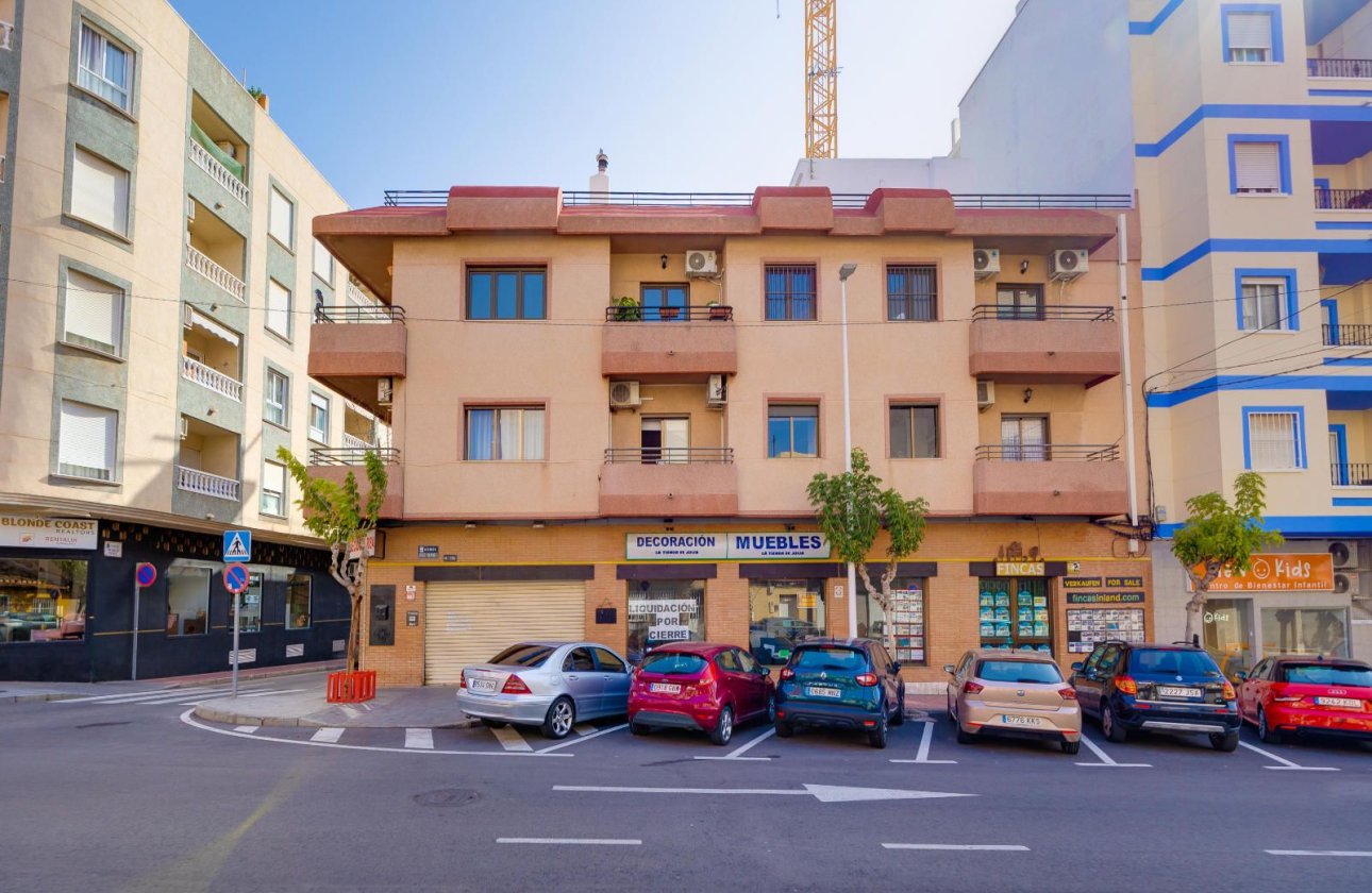 Reventa - Apartamento / piso -
Torrevieja - Centro - Muelle Pesquero