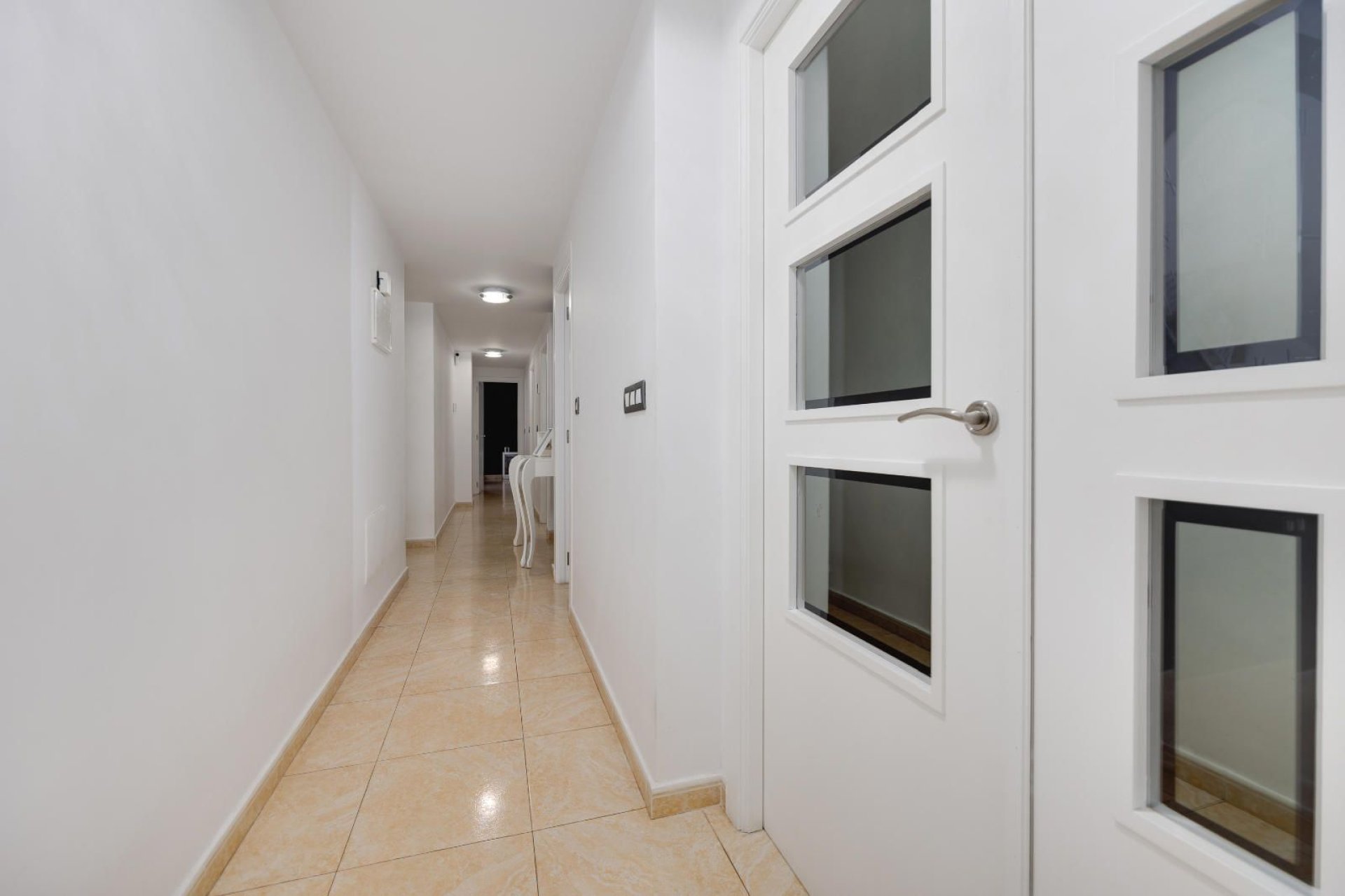 Reventa - Apartamento / piso -
Torrevieja - Centro - Muelle Pesquero