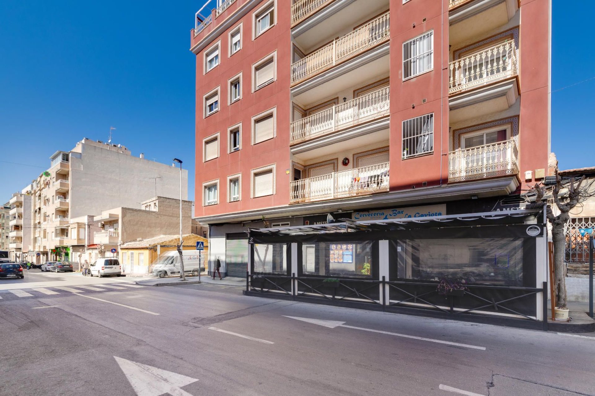 Reventa - Apartamento / piso -
Torrevieja - Centro - Muelle Pesquero
