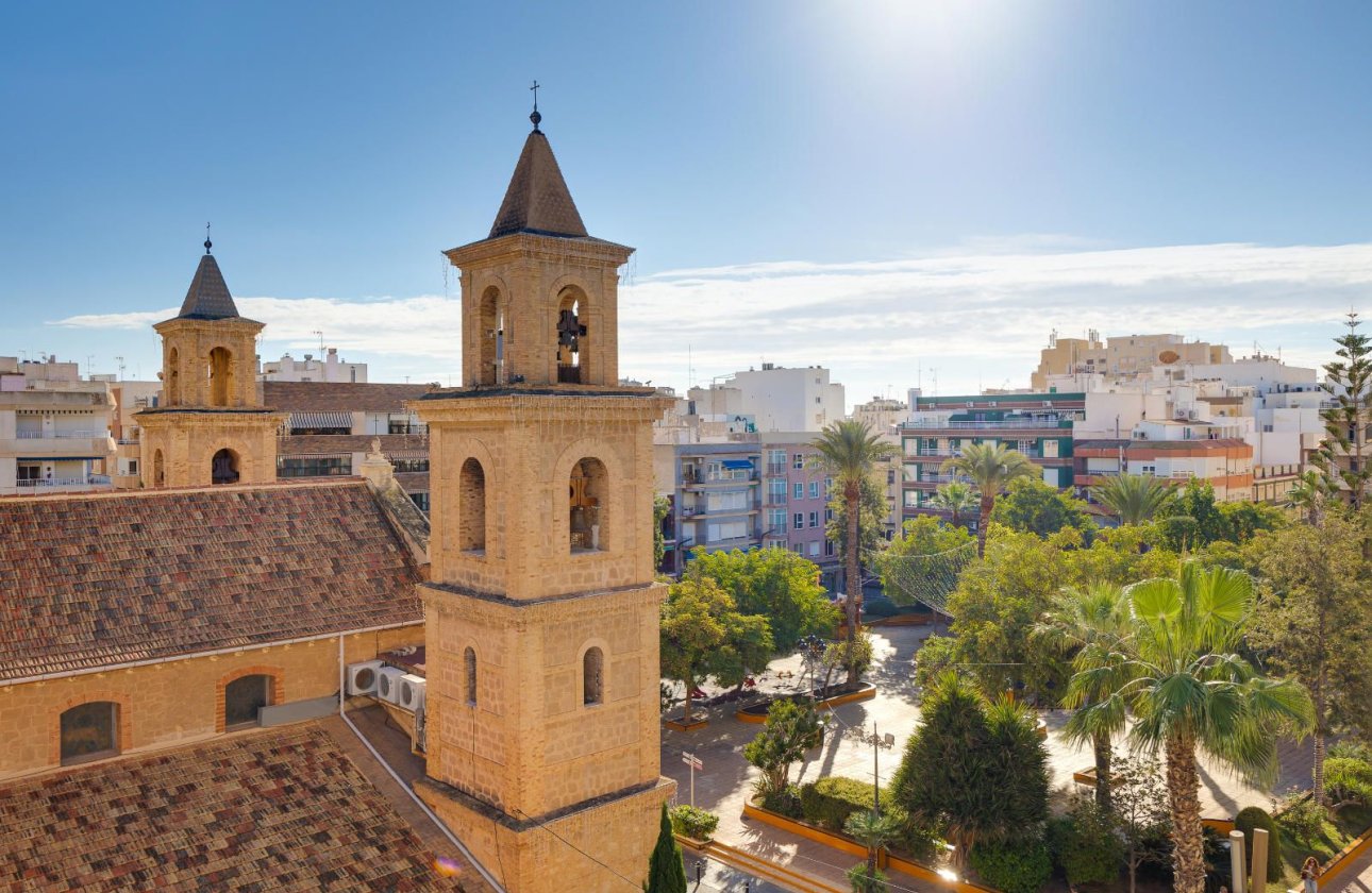 Reventa - Apartamento / piso -
Torrevieja - Centro