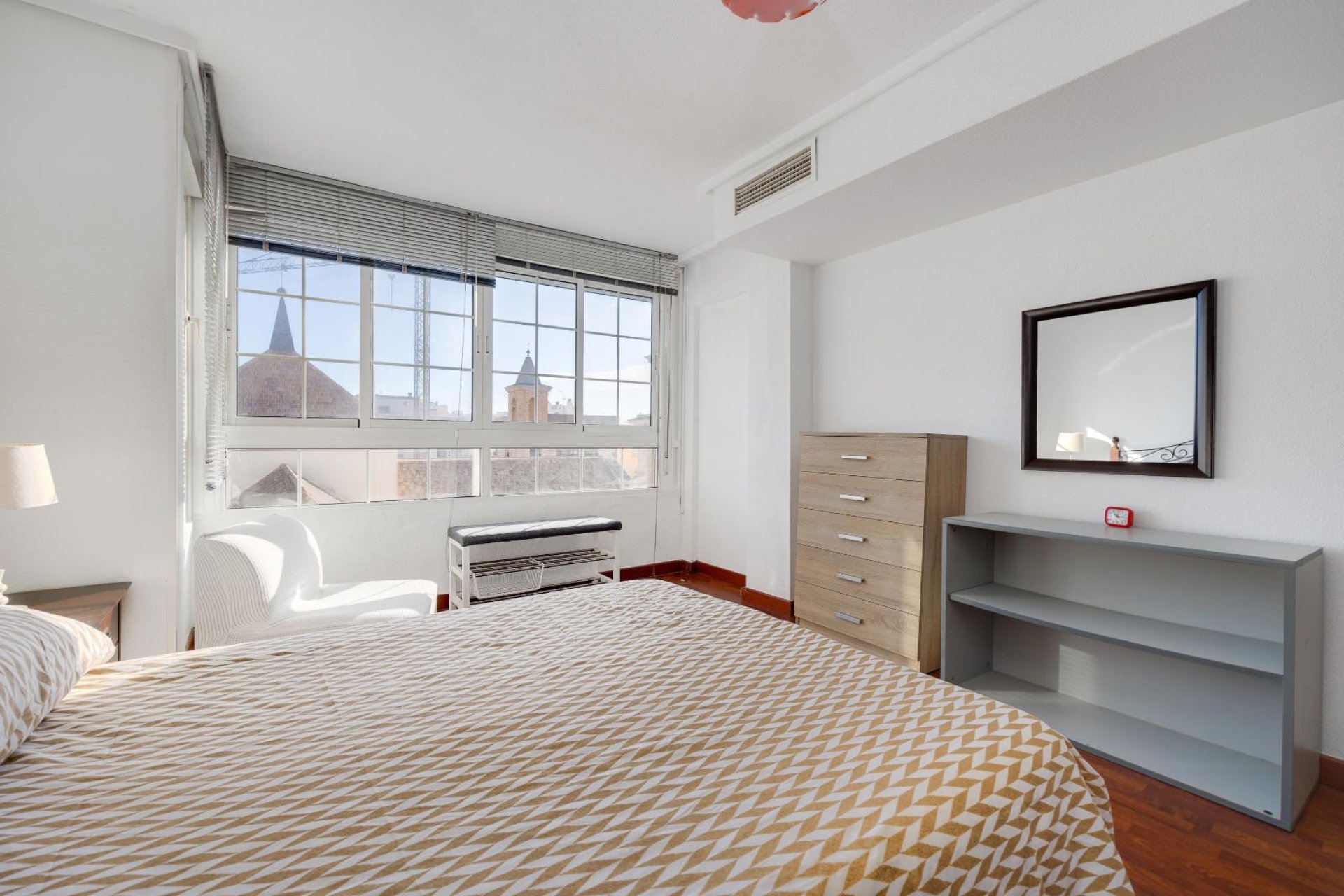 Reventa - Apartamento / piso -
Torrevieja - Centro