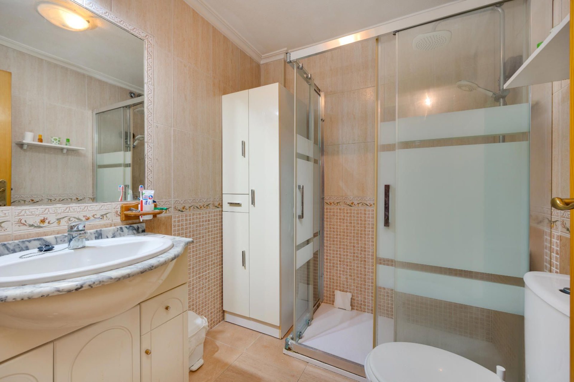 Reventa - Apartamento / piso -
Torrevieja - Centro