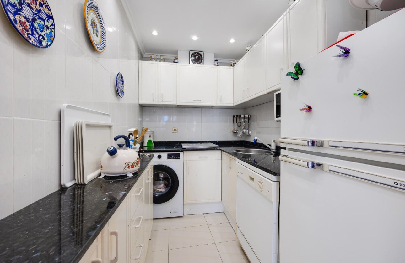 Reventa - Apartamento / piso -
Torrevieja - La Mata