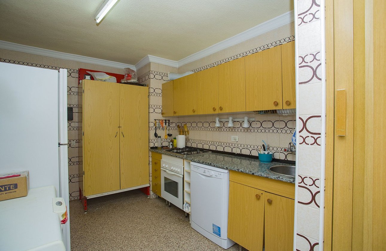 Reventa - Apartamento / piso -
Torrevieja - La Mata