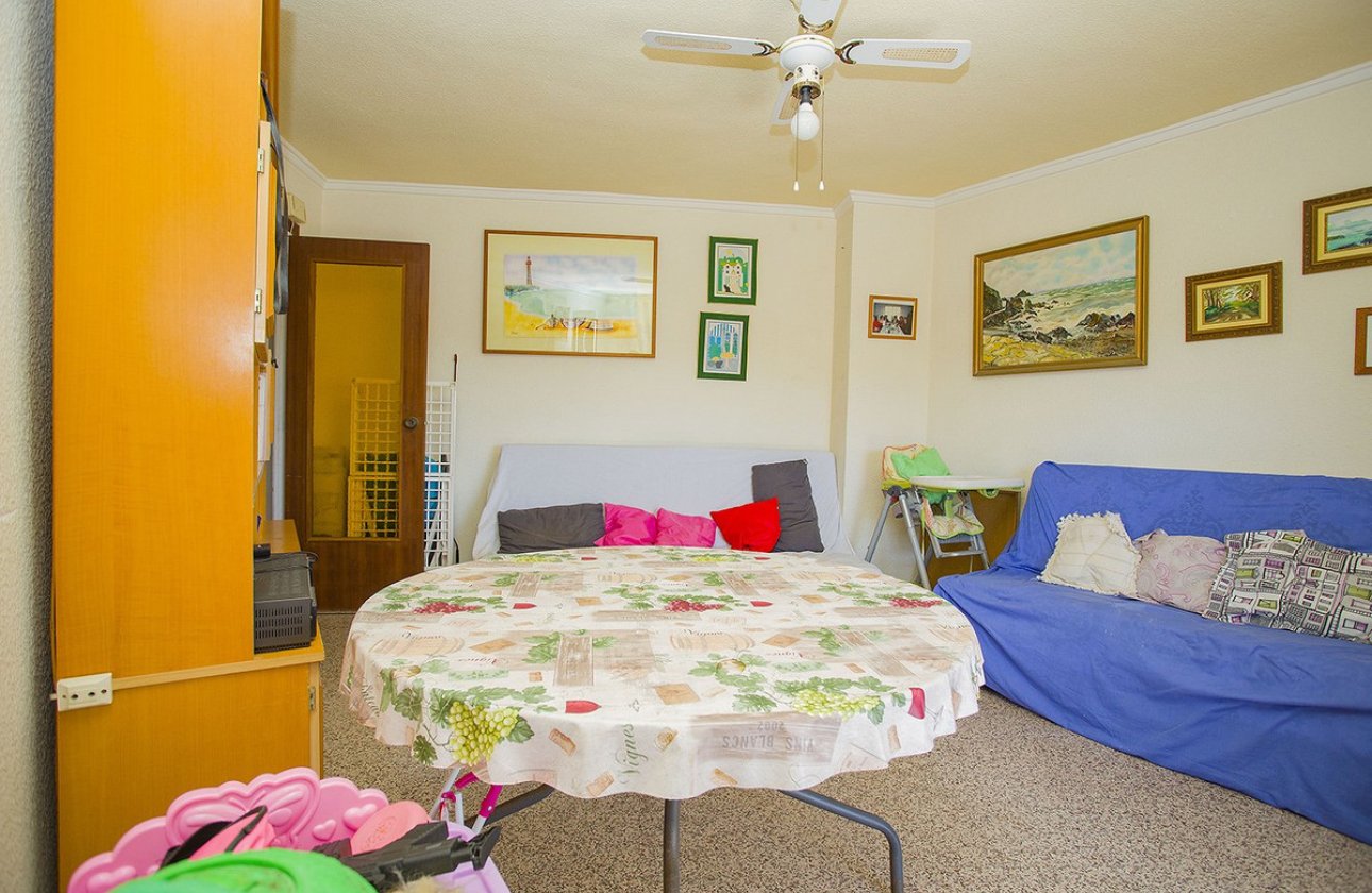 Reventa - Apartamento / piso -
Torrevieja - La Mata